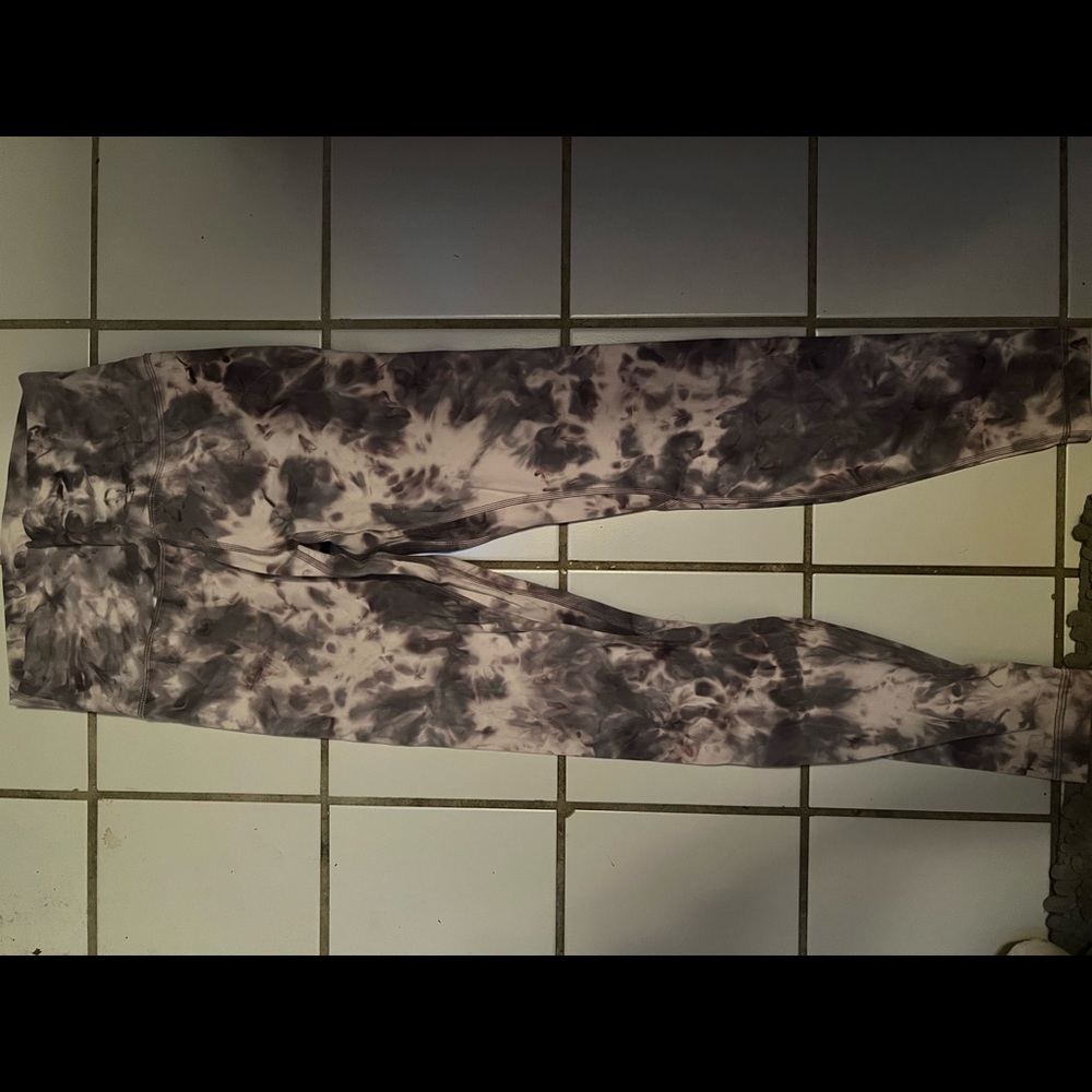 Purple diamond dye align leggings size 6